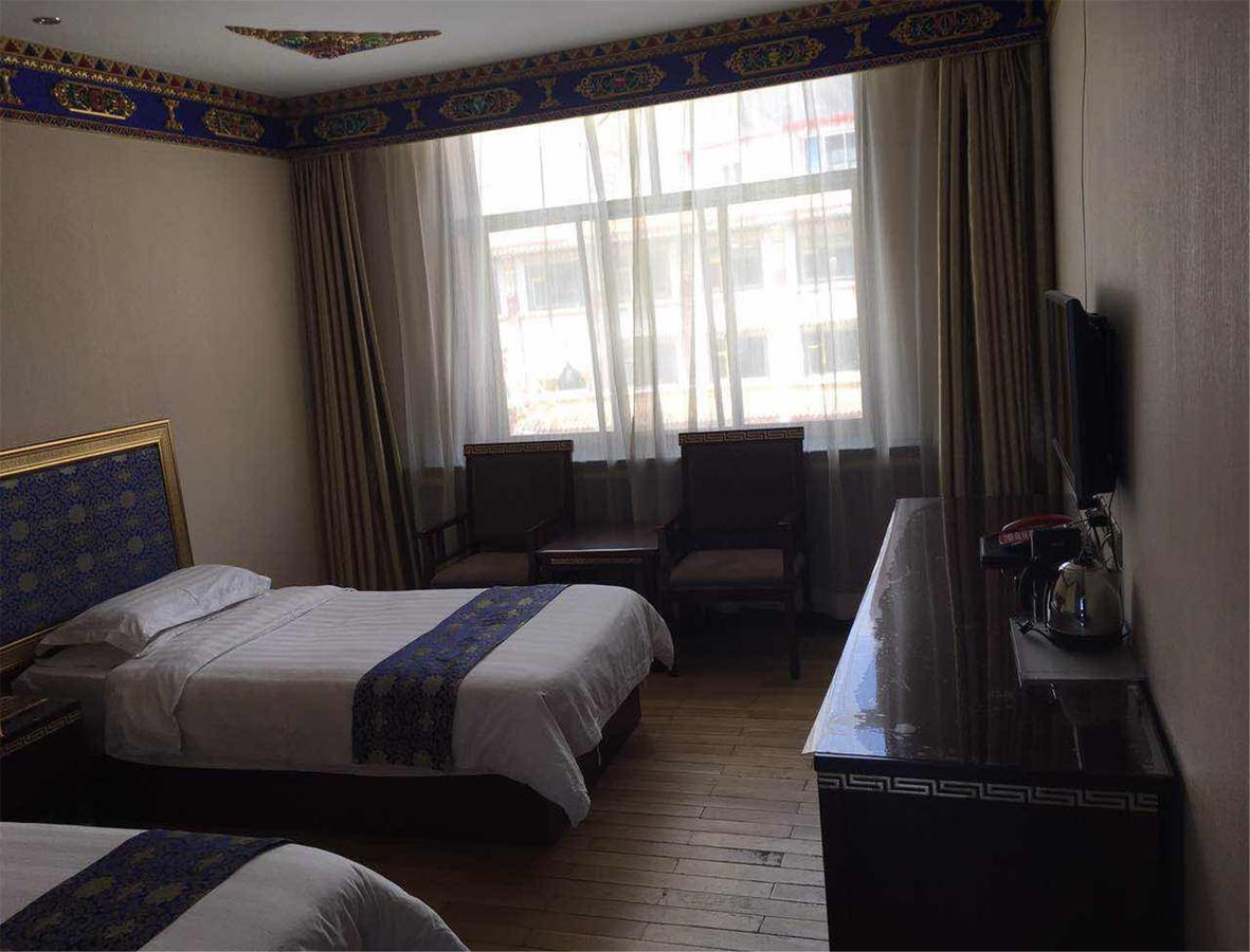 Overseas Tibetan Hotel Xiahe Exterior foto
